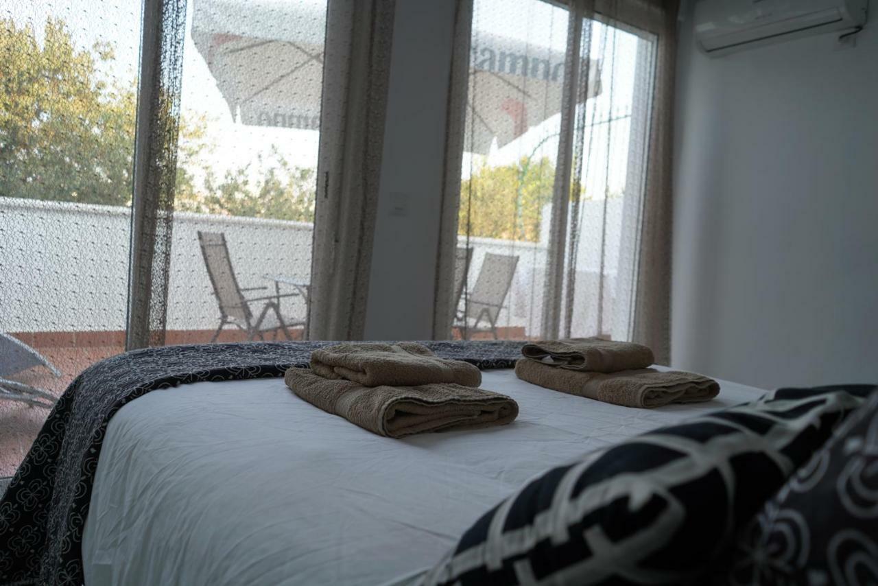 Atico Con Terraza En Alameda De Hercules Sevilla Buitenkant foto